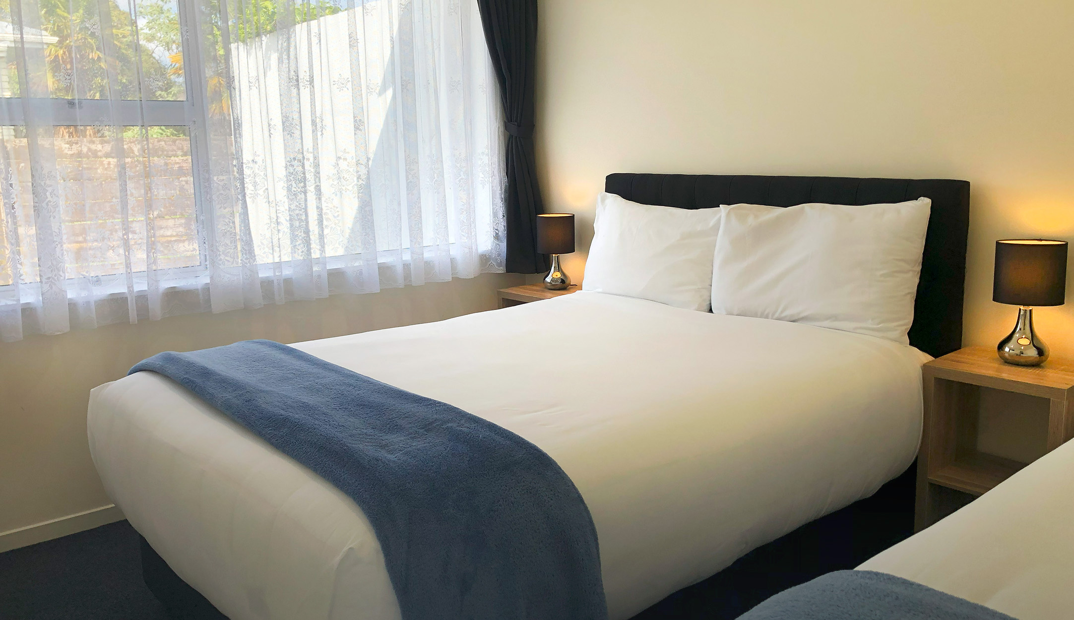 Twin Coast Motel, the perfect base to explore the Twin Coast Cycle Trail. Comfortable motel accommodation, bike hire and shuttle services.