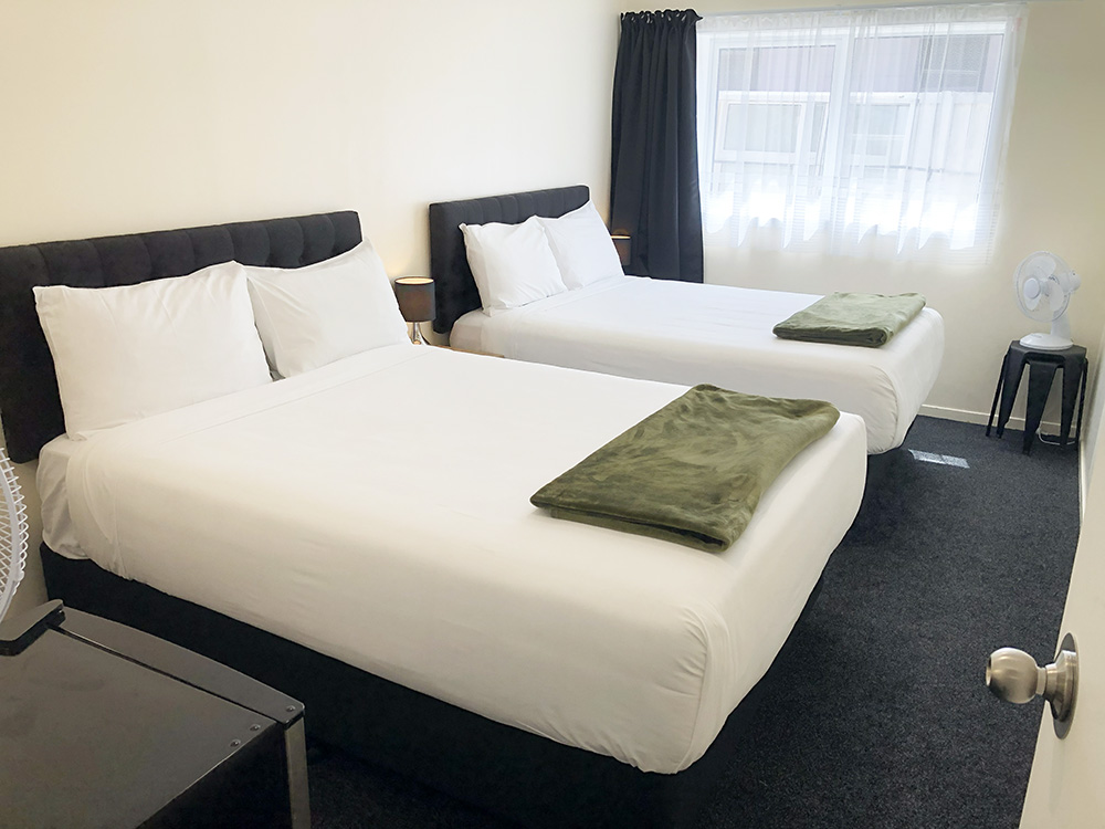 shared Twin Coast Motel, the perfect base to explore the Twin Coast Cycle Trail. Comfortable motel accommodation, bike hire and shuttle services.